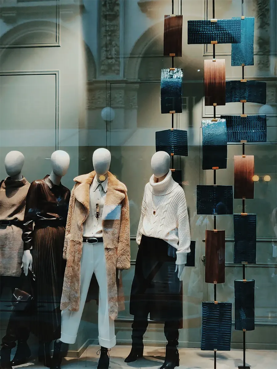 mannequin stands in a store